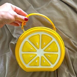 Lemon Purse